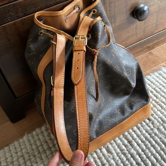 Authentic Louis Vuitton noe pm bucket - Picture 2 of 13